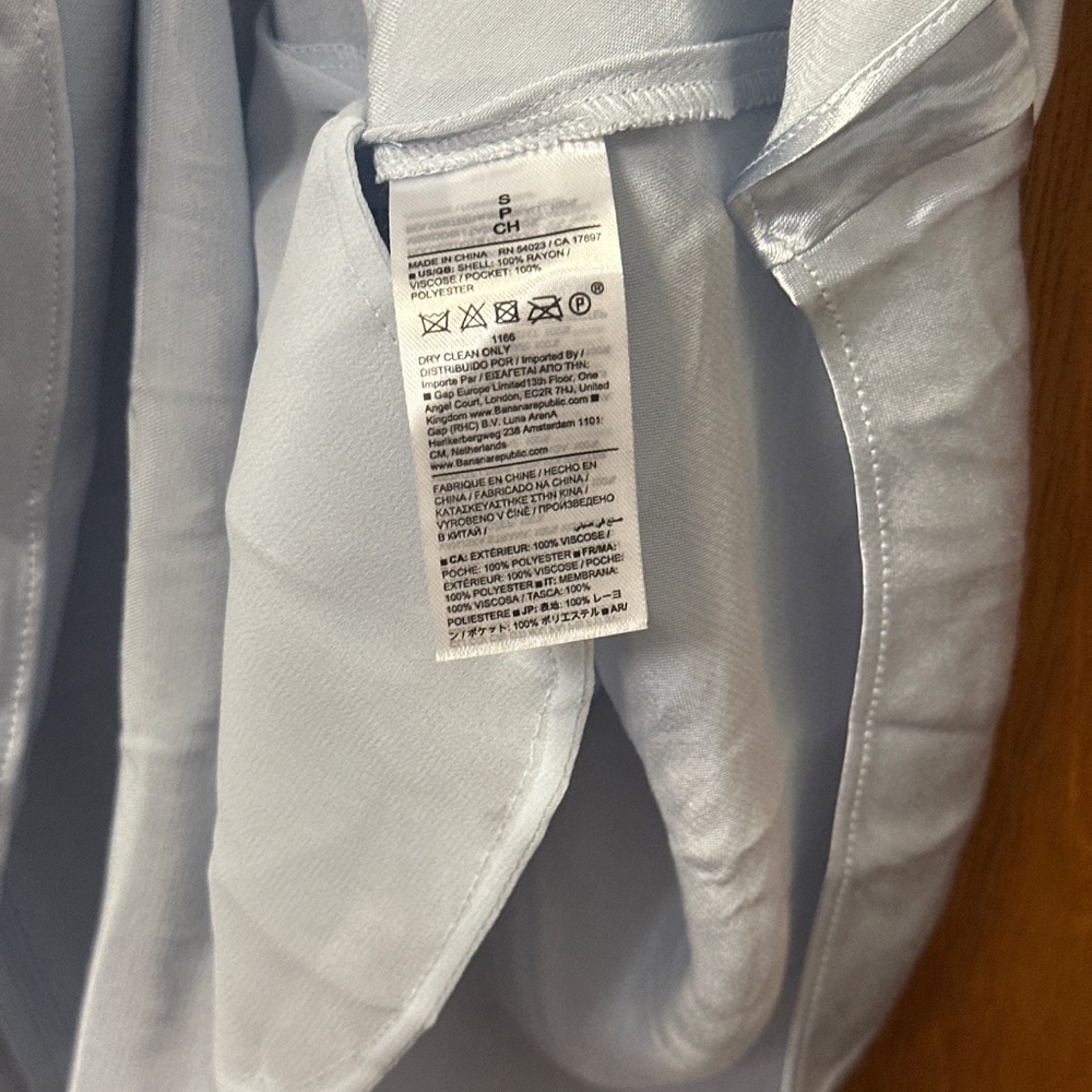 NWT Banana Republic Silky Dress with Pockets Sz Small - Picture 3 of 4